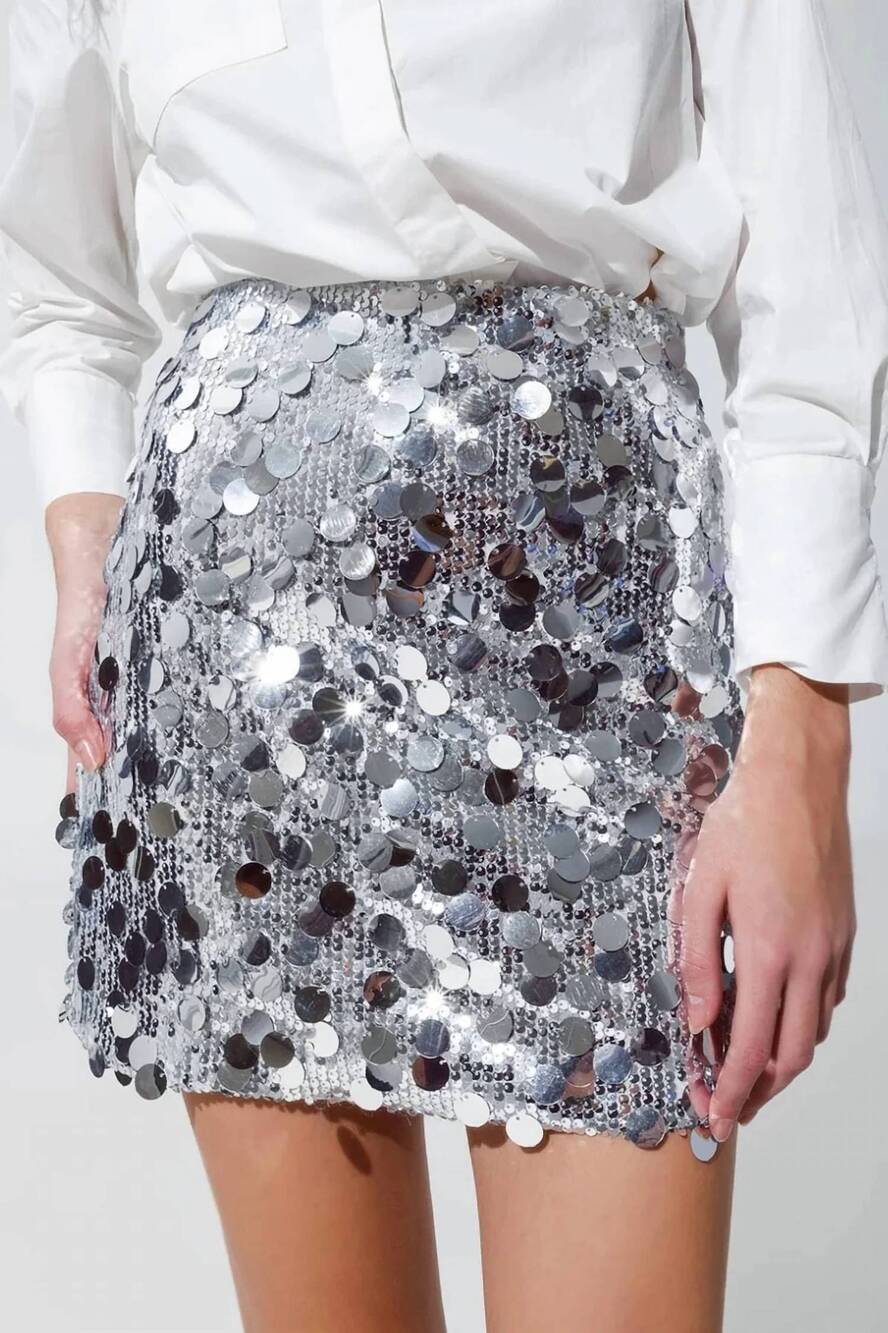 NEW Q2 sequined mini skirt with detail in silver